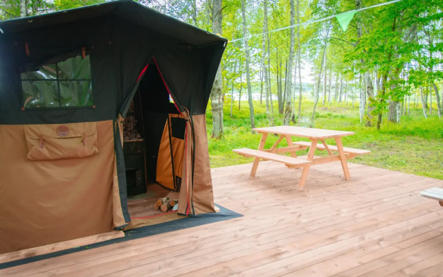 Кемпинг Кот и Дуб