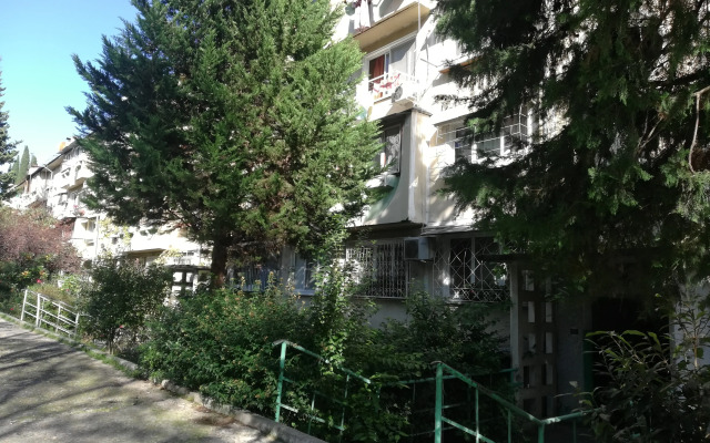 Uyutnaya Kvartira Na Sanatornoy Flat