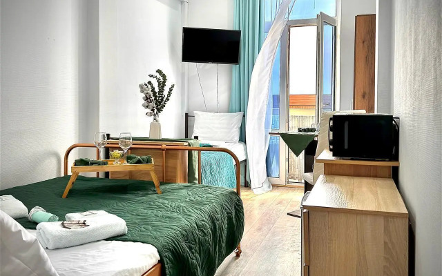 Апартаменты 13 на Ривьерском переулке 7