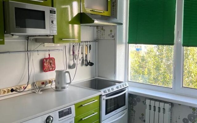 Na Prospekte Pobedy  8 Apartments