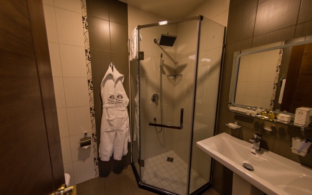 Elegant Hotel & Resort