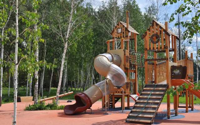 Gold River Apartment Ekaterinburg Flat
