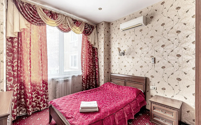 Отель Автор