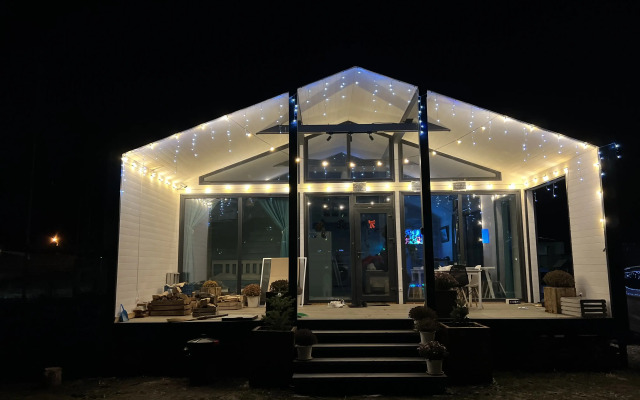 Частный дом У реки в горах