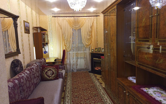 Uyutnaya Nedaleko Ot Tsentra Goroda Flat