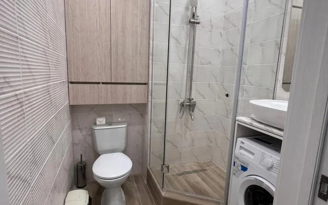 Studiya na Shakhterov 46/1- 42-1 Apartments