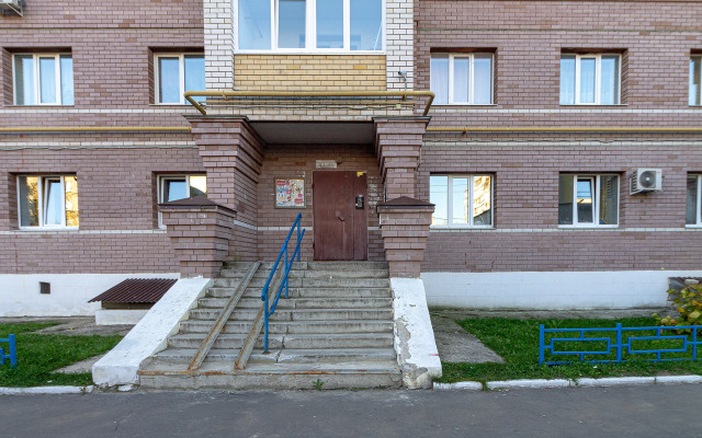 2-kh komnatnaya ryadom s Globusom Flat