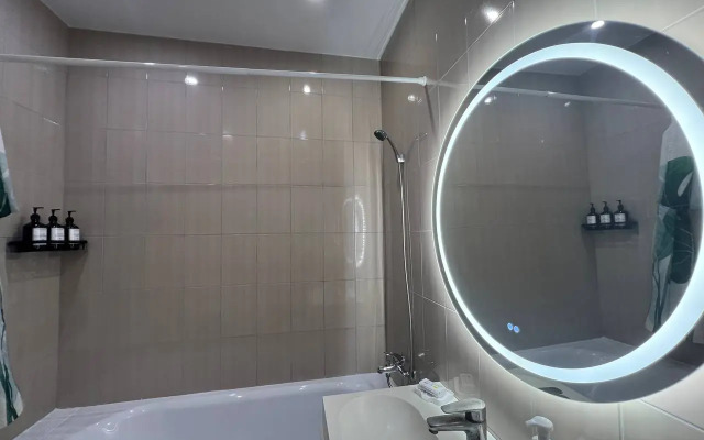 Квартира AlexHome РП Свердловский Строителей 9