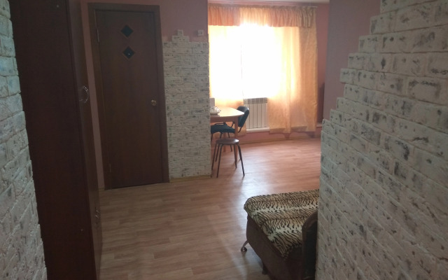 Uyutnaya Studiya V Tsentre Flat