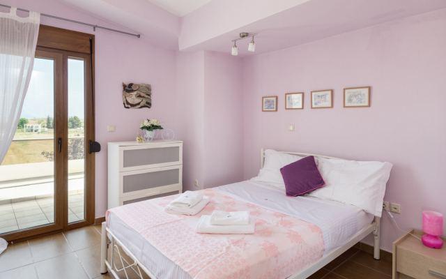Belus Luxury Sani Villa