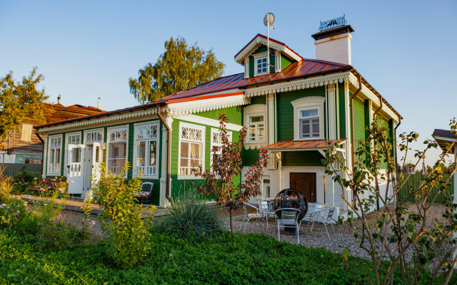 Гостевой дом Дымов дача-Зеленый дом