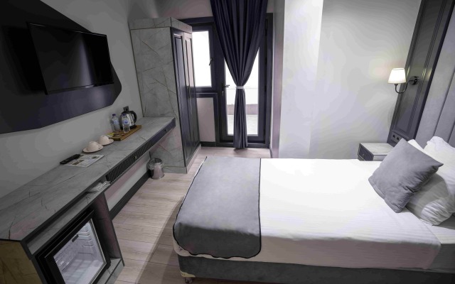 Express Plus Hotel