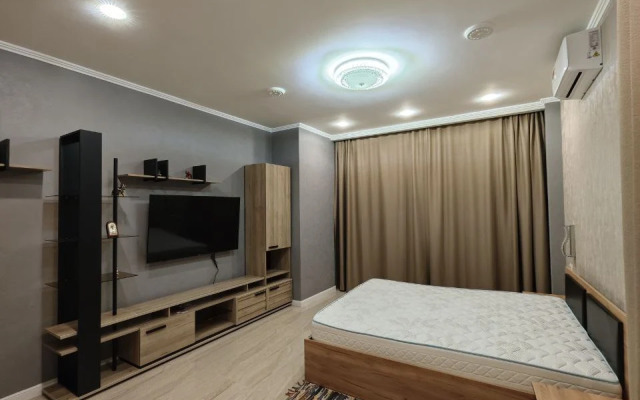 Dom s podogrevaemym basseynom Private house