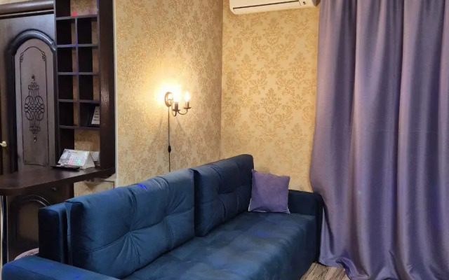 Uyutnaya v Samom Tsentre Goroda-Geroya Flat