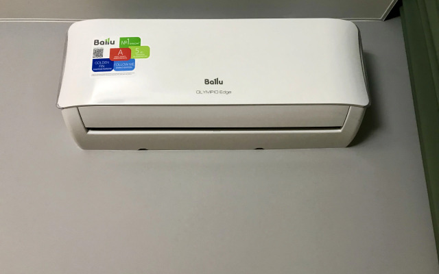 Современная комфортная квартира в спальном районе, рядом с выездом из города