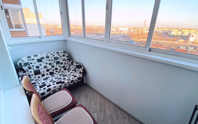 Na Ulitse Pavshinskiy Most 1/4 Flat