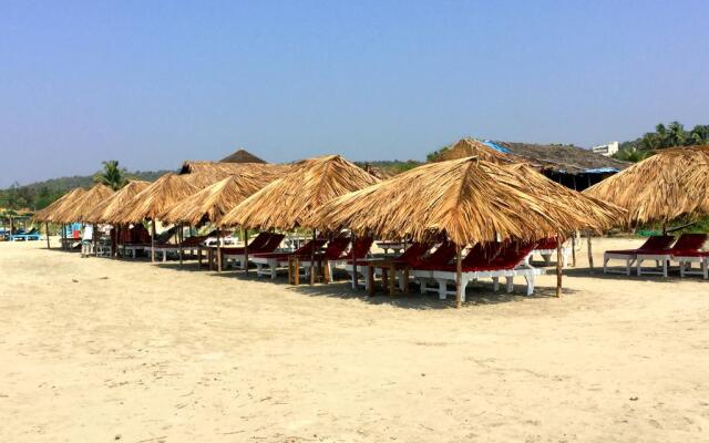 Morjim Queen Beach Resort Hotel