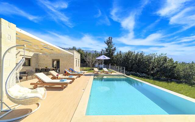 Вилла Orientem Villa Heated Pool