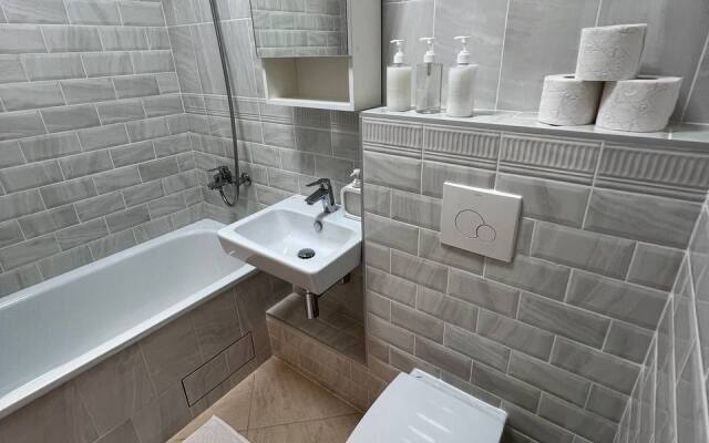 Uyutnaya Evrodvushka Flat