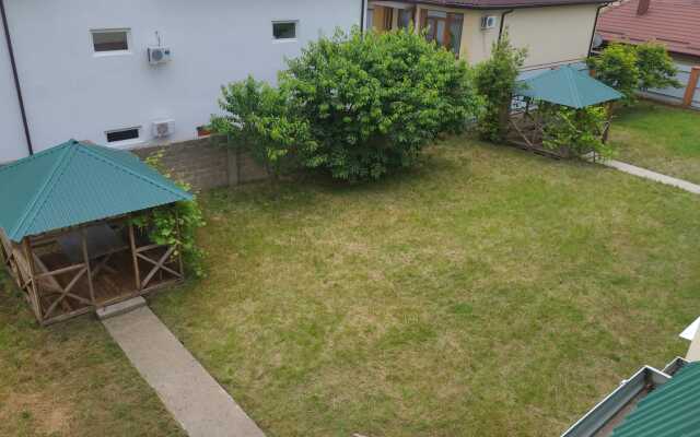 Malakhit Guest House