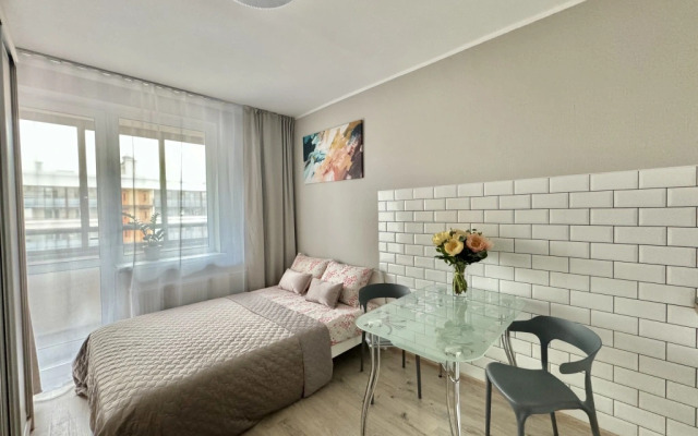 Studiya S Balkonom Layk Mily Dom Apartments
