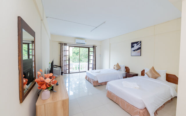 Отель Hillside Resort Pattaya