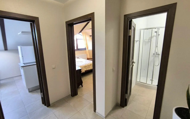 Briz 1 Flat