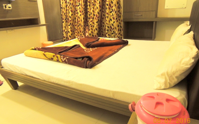 Отель Moonlight by sky stays