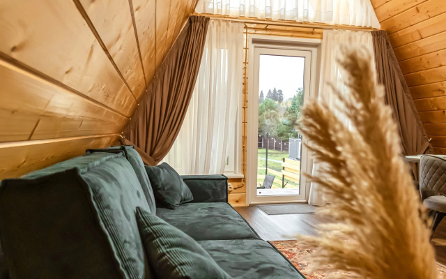 Частный дом A-frame Петрол из дерева 4х местный Ривер Хаус