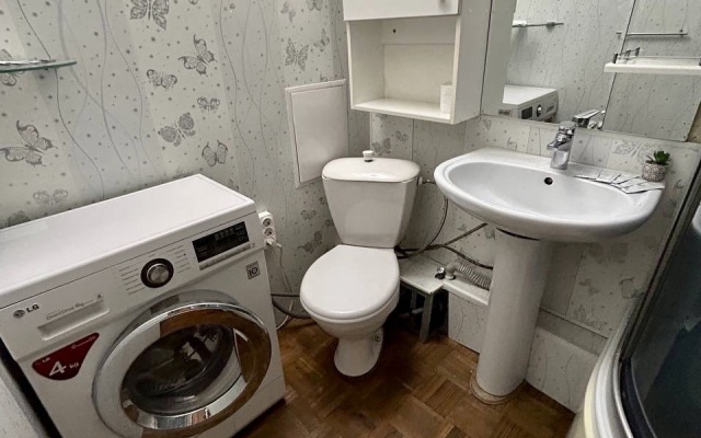 Апартаменты Двухкомнатная Квартира Шахтеров 23