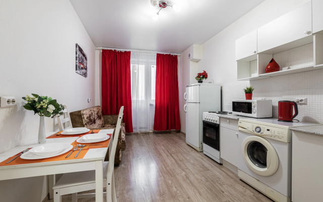 Dlya shesti person na Korotchenko Apartments
