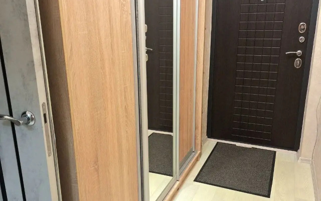 S Individualnym Parkovochnym Mestom, Bataysk Flat