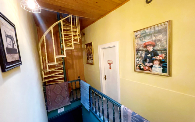Winetorium Mini-Hotel