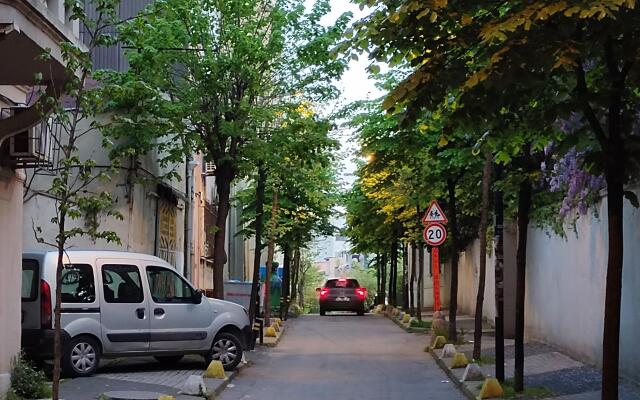 Апартаменты 2BR/2Bath with Balcony - Near Nişantaşı, Taksim Apartments