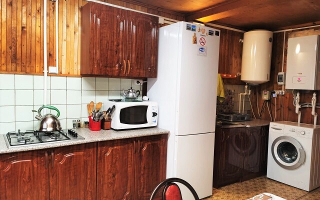 Гостевой Дом с Камином и Баней у Озера