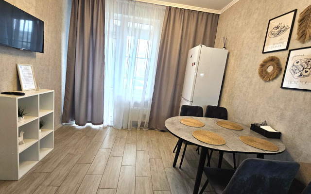 Uyutnaya Odnokomnatnaya C Balkonom Flat