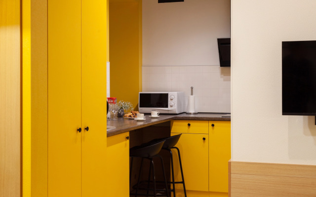 Апартаменты Happy Rooms Yellow