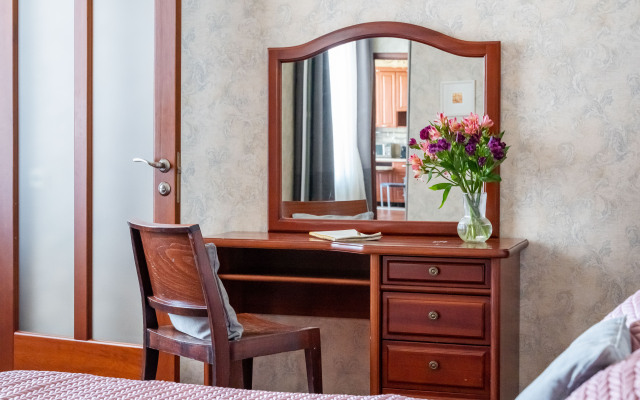 Квартира 2 Ночи на улице Жуковского 59