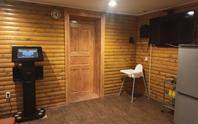 Kottedzh S Terrasoy I Basseynom Guest house