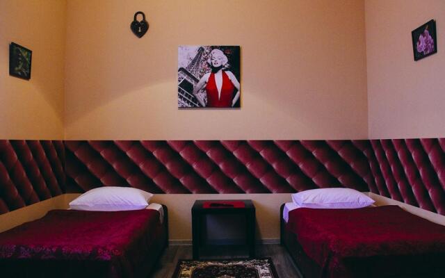 Abrikos Guest house