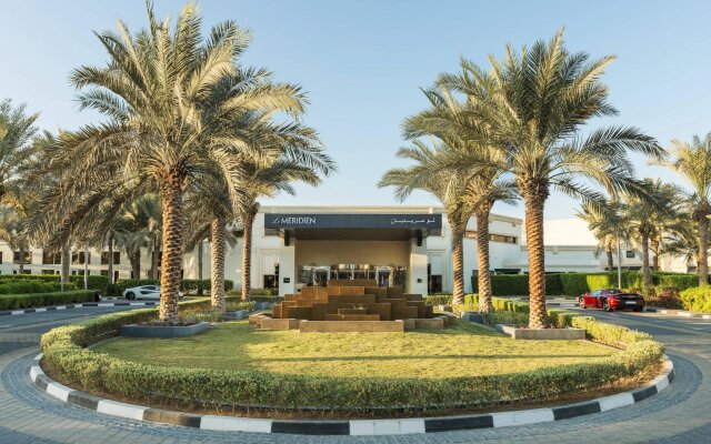 Le Meridien Dubai Hotel & Conference Centre