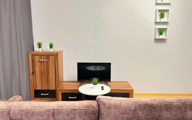 Квартира Комфортнaя Студия в Сaмом Цeнтpe Гopода