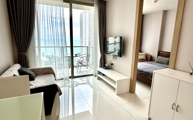 Riviera Wongamat Beach Apartments