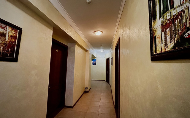 Отель Верона