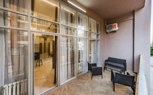 Апартаменты Red Apartments Светлана Парк Алия