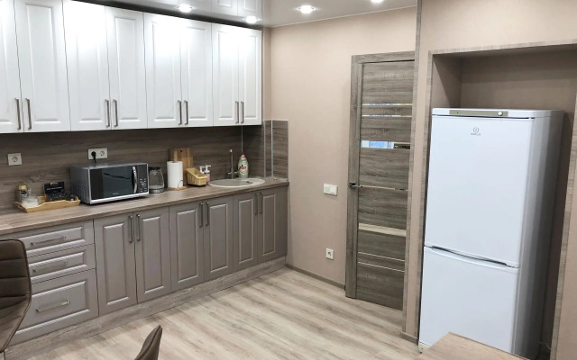 3 Komnatnye 80m2 Apartment