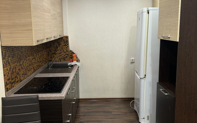 Квартира у метро с джакузи