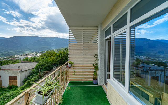 Nad Yaltoj Guest house