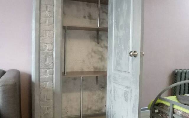 Апартаменты однокомнатные с балконом