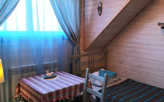 Dom na Tsvetochnoy